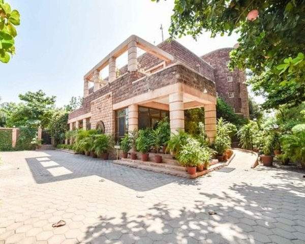 Karni Bhawan