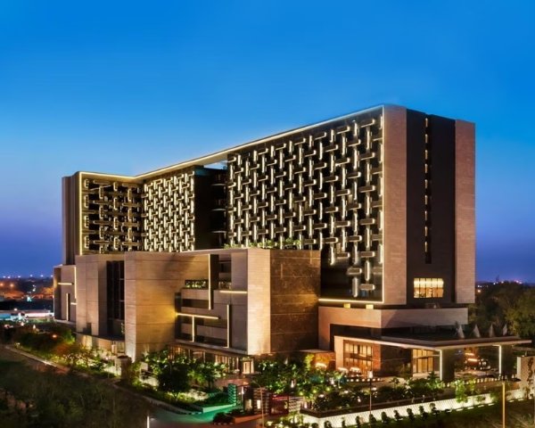 Leela Karkaduma Hotel